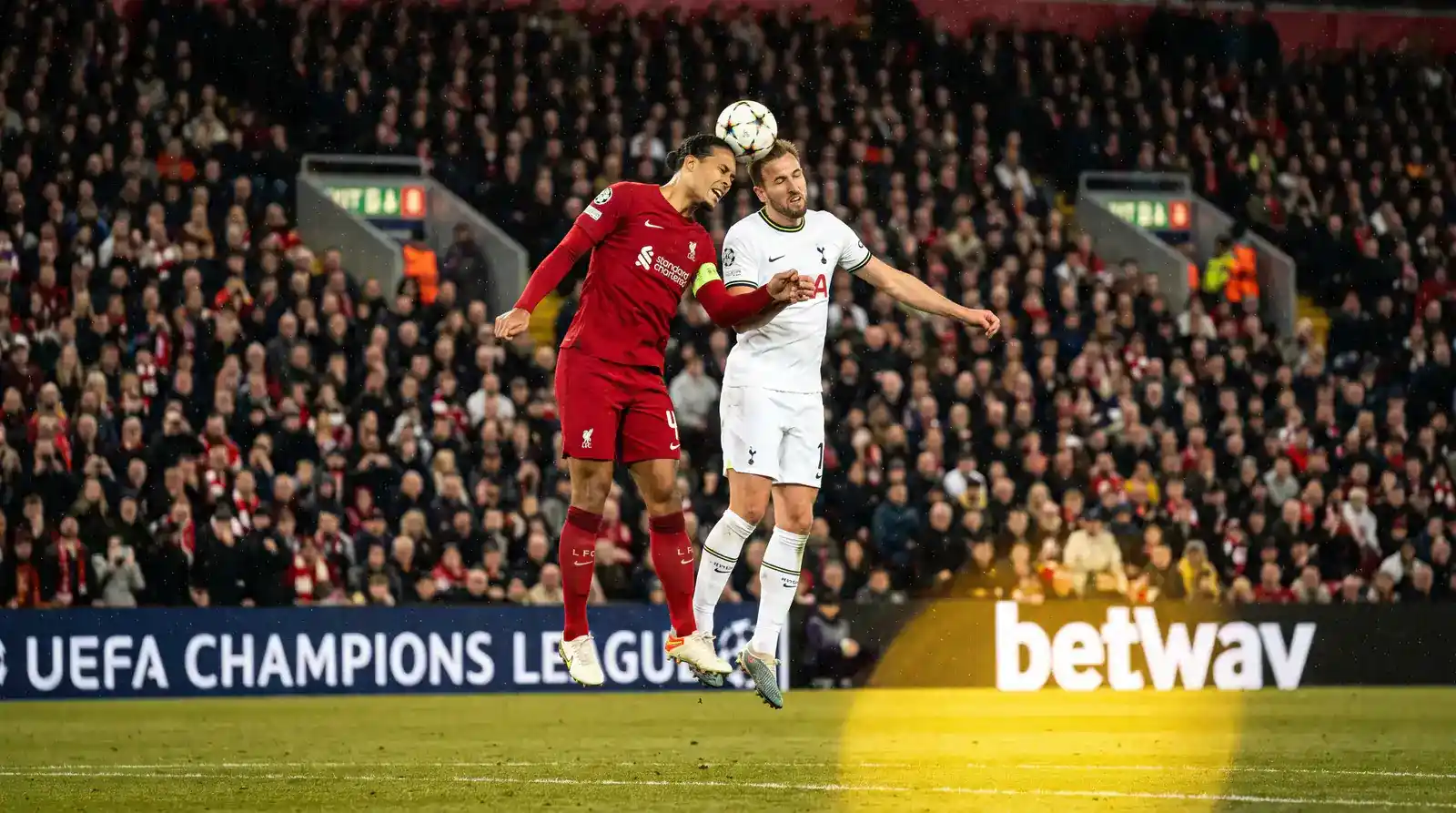 Fussball-Quoten bei Bet365 Schweiz für Champions League und Premier League im Vergleich